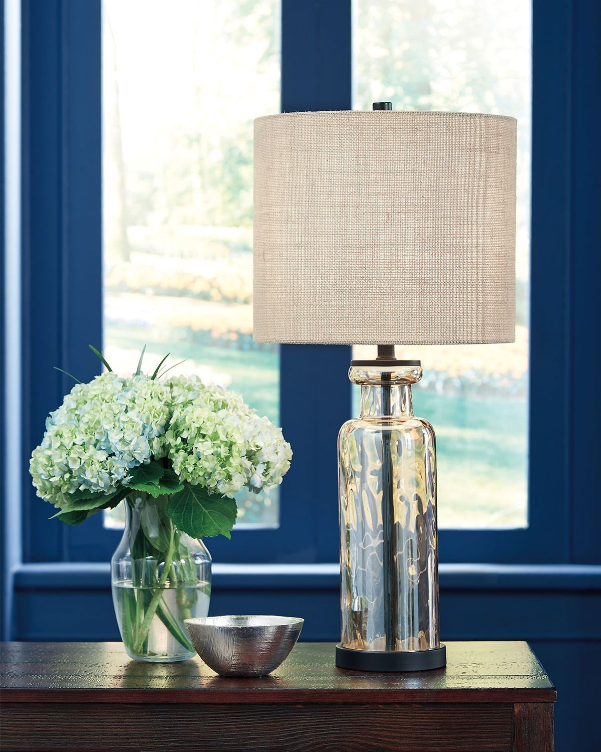 Laurentia - Glass Table Lamp - Champagne