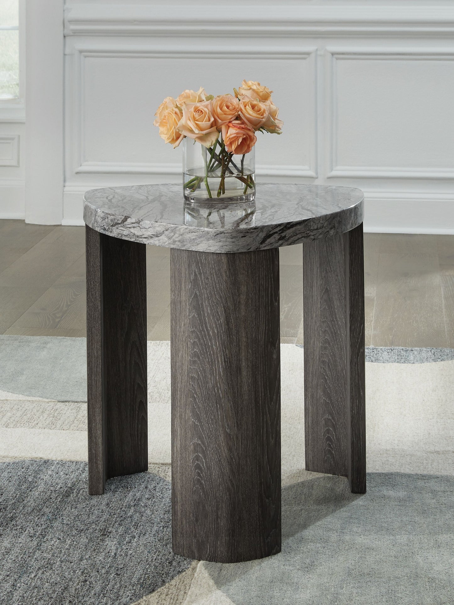 Surmour - Triangle End Table - Gray / Brown