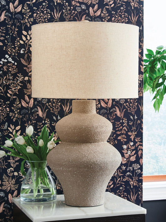 Jossleigh - Metal Table Lamp - Beige