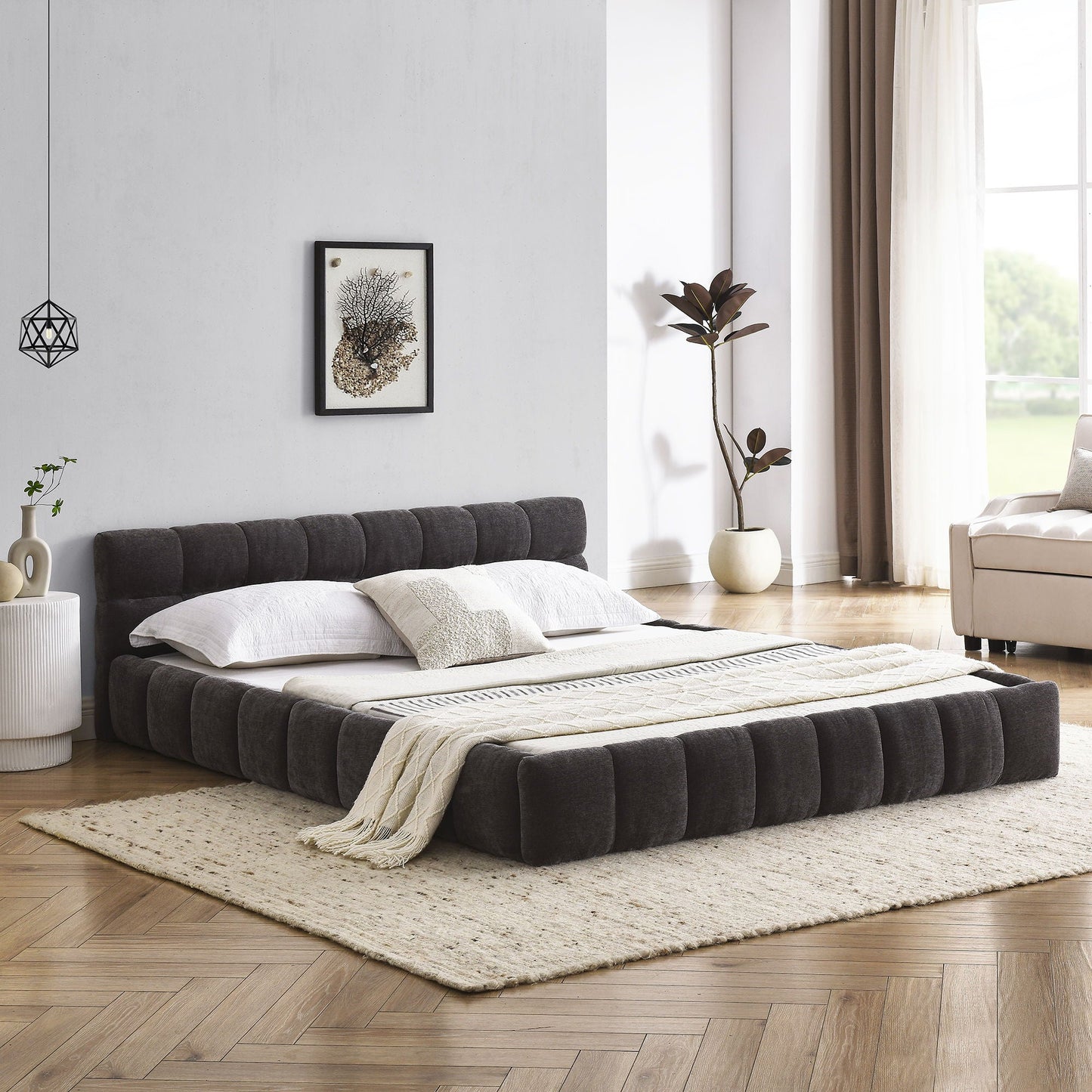 Modern Platform Bed Frame With Thick Fabric