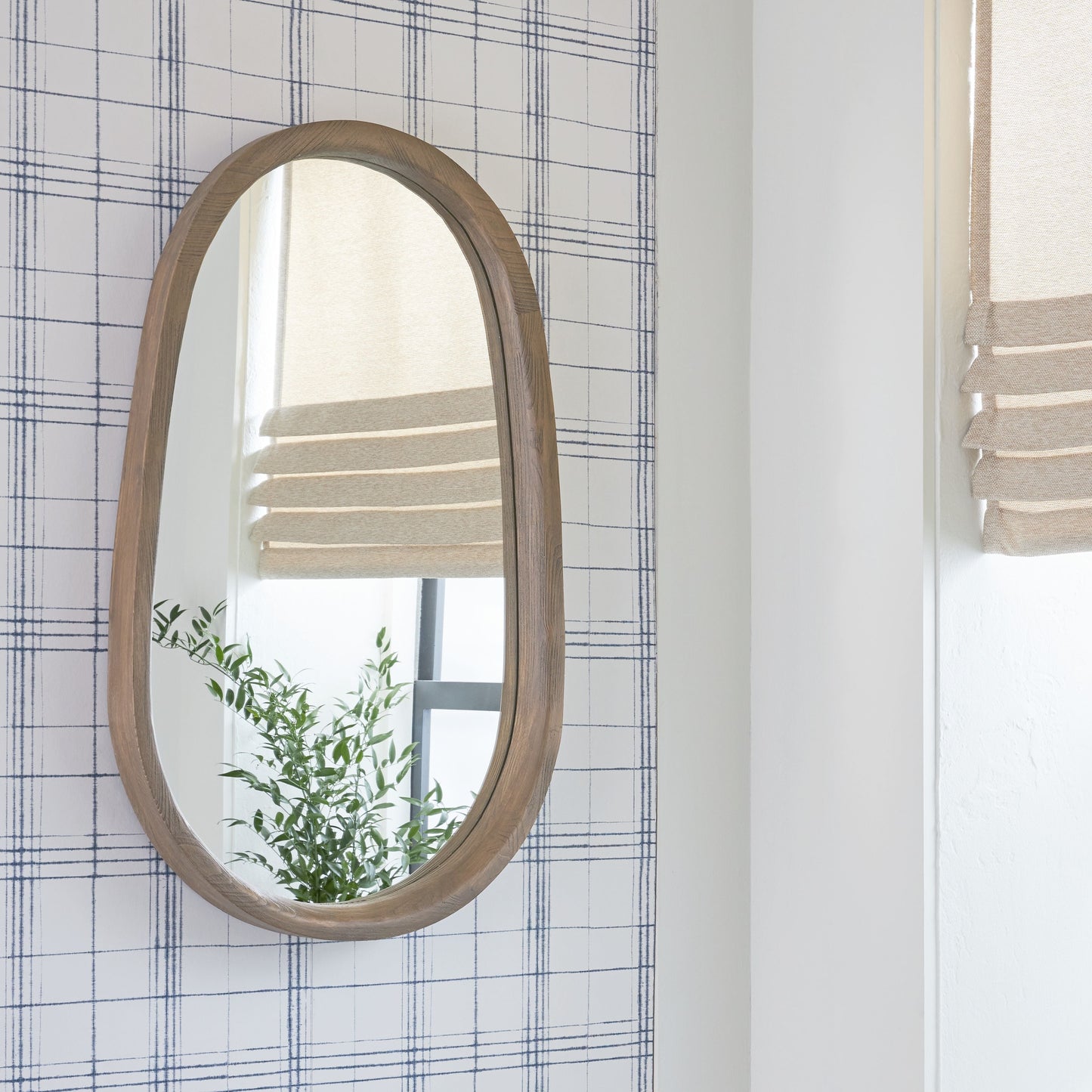 Aarilynn - Accent Mirror - Antique Brown