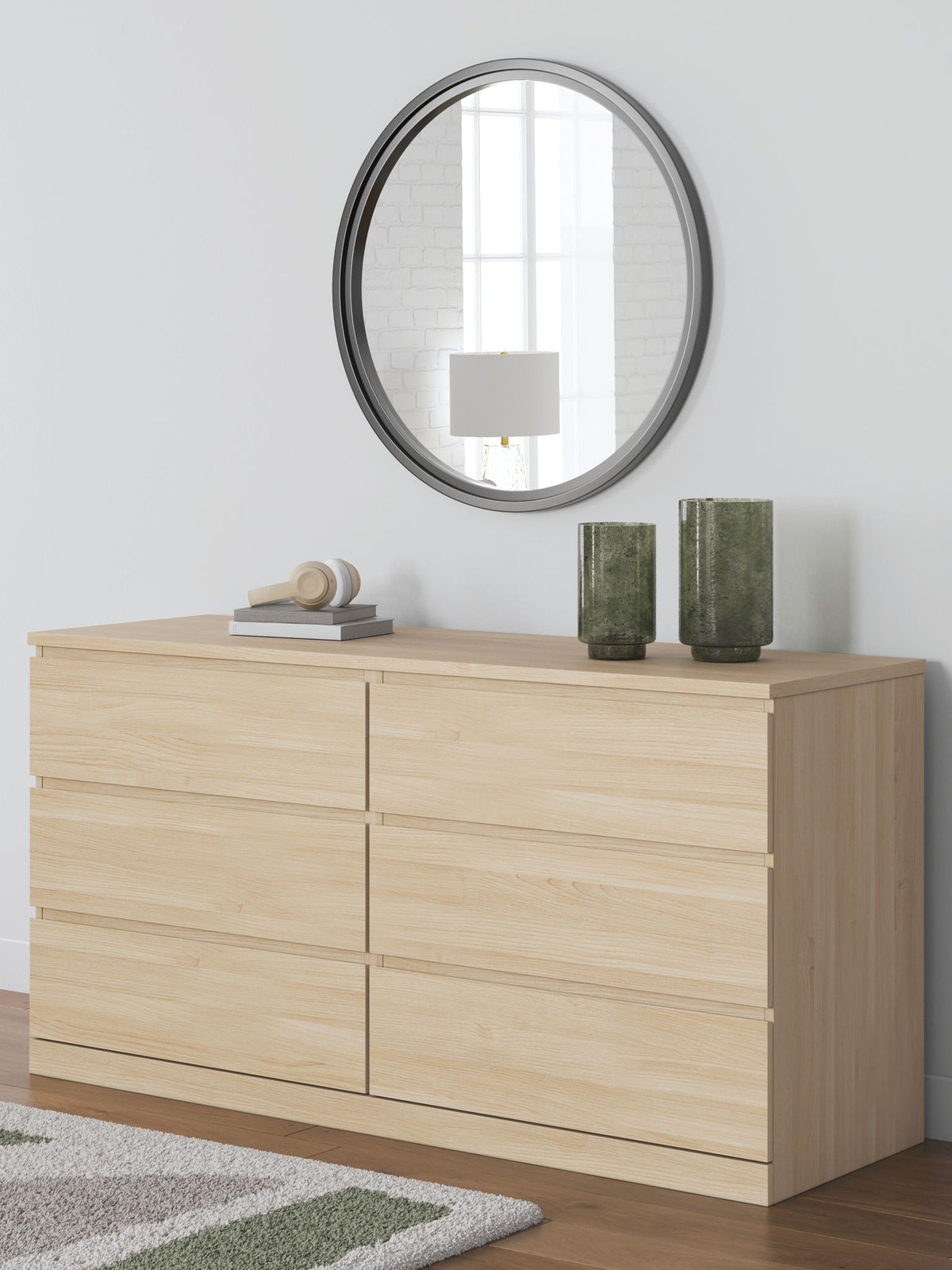 Onita - Six Drawer Dresser