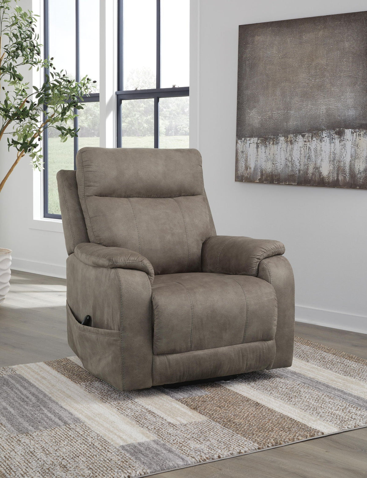 Crestmeade - Power Lift Recliner