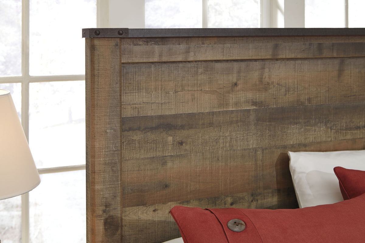 Trinell - Panel Bed