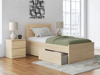 Onita - Panel Platform Bed